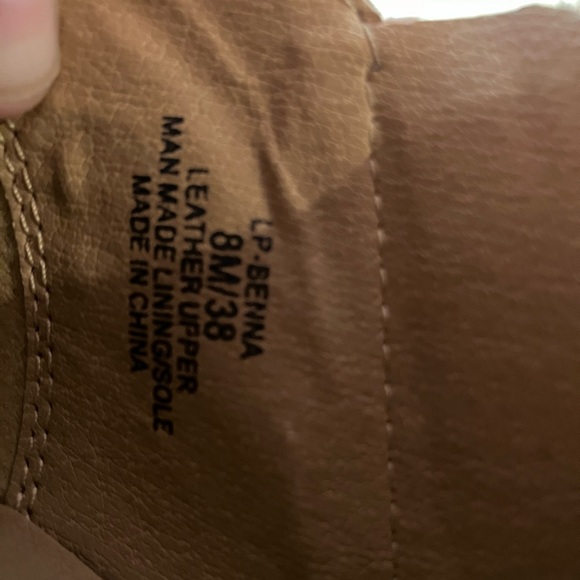 Lucky Brand-Leather/Suede booties with studding-size 8M/38 - Picture 6 of 6